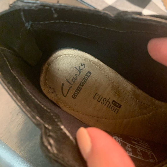 Clark’s black fall booties - Picture 4 of 5